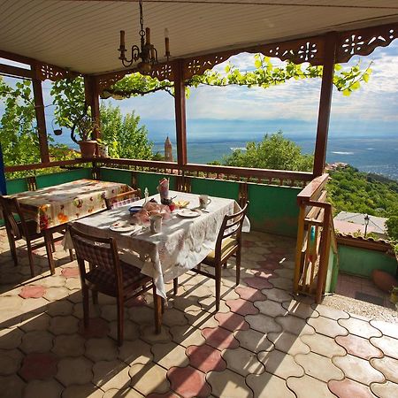 Tsitso & Soso Guesthouse Tsnori Luaran gambar