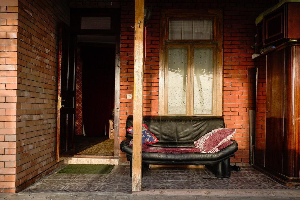 Tsitso & Soso Guesthouse Tsnori Luaran gambar
